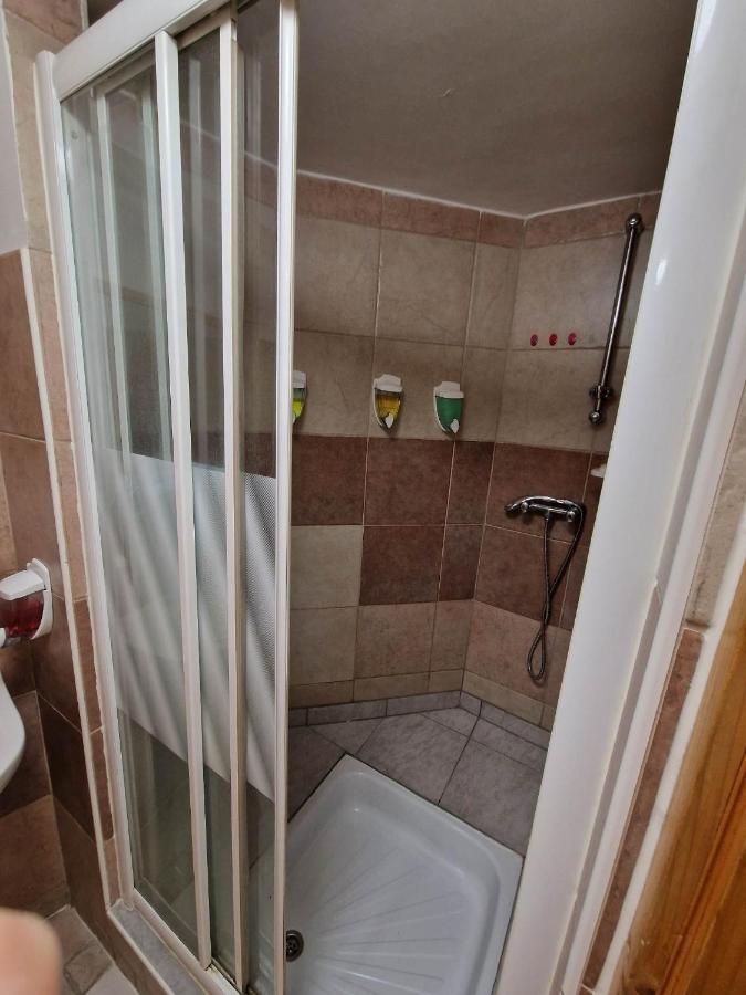 7Dab Josika 4 Contactless Self Check-In Aparthotel Budapest Luaran gambar